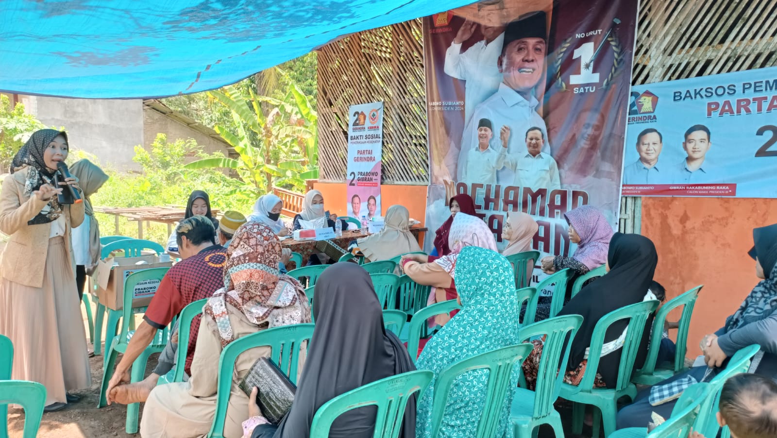 Caleg Tandem Pendukung Mochamad Iriawan alias Iwan Bule Gencarkan Baksos Kesehatan Gratis di Ciamis