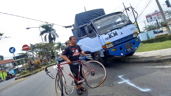 Pesepeda Korban Meninggal Kecelakaan Maut Rancabango Dikenang sebagai Ayah yang Baik