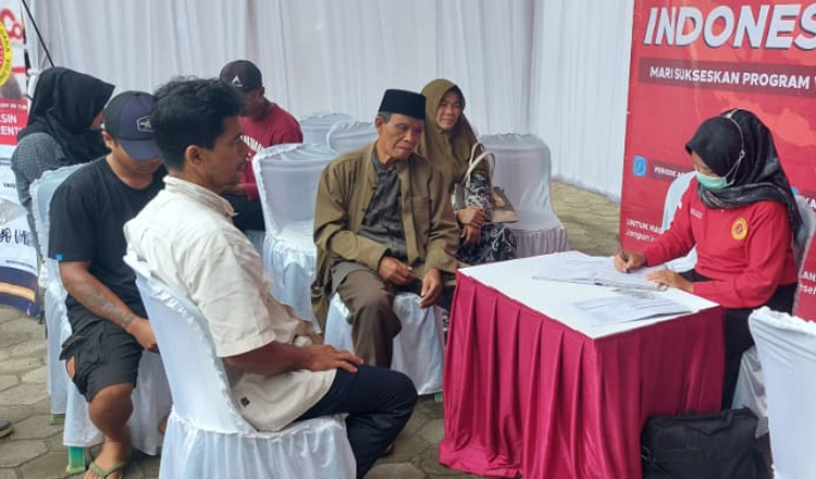 Warga Cigugur Serbu Stand Vaksinasi Covid-19 Binda Jawa Barat