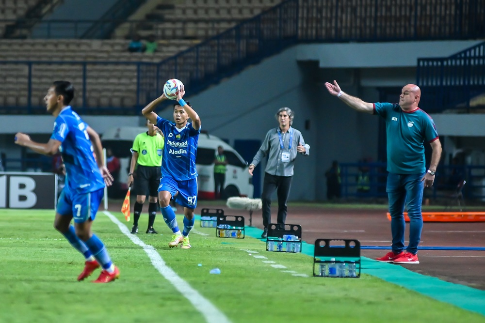 Bukan Main, Pesan Bojan Hodak kepada Pemain Persib: Samakan Persis Solo dengan Bali United