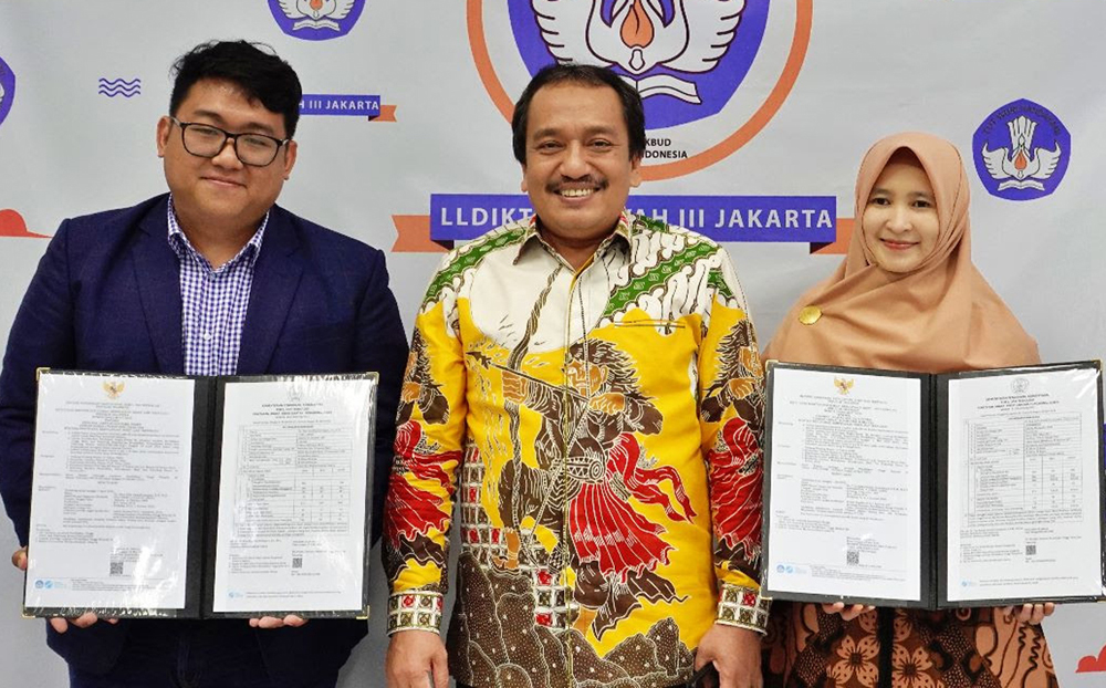 Raih Gelar Profesor di Usia 33 Tahun, Ibnu Sina Chandranegara Jadi Guru Besar Hukum Termuda