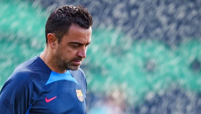Xavi Tuduh Wasit Jadi Biang Kerok Kekalahan Barcelona dari PSG