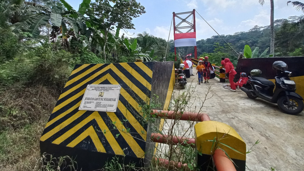 Jembatan Gantung Sukamenak-Wanasigra Belum Bisa Dilalui, Warga Tagih Janji Pemkot Tasikmalaya