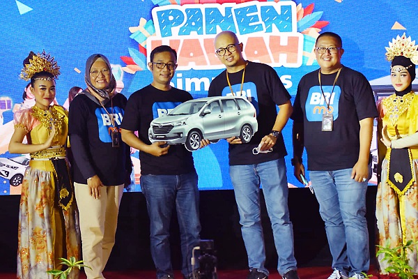 BRI Banjar Berikan Hadiah Mobil