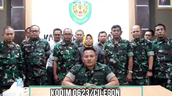 Prajurit TNI Marah, Effendi Simbolon Bakal Jumpa Pers soal Perkataan 'TNI Seperti Gerombolan’ 
