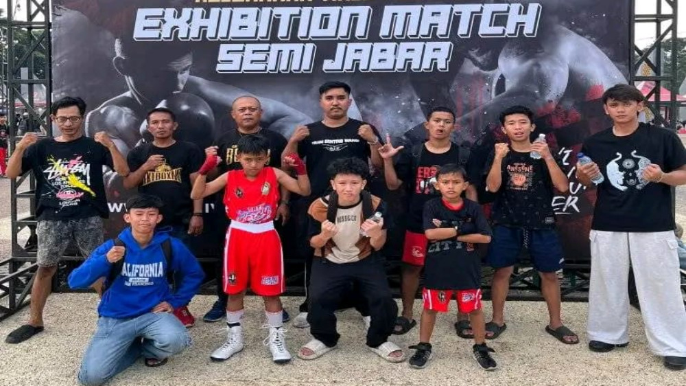 Dari Halaman Rumah ke Ring Dadaha, Dua Bersaudara Tasikmalaya Meninju Mimpi