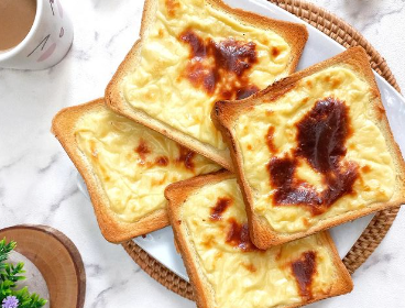 Roti Tawar Jadi Istimewa dengan Resep Basque Burnt Cheese Toast untuk Sarapan