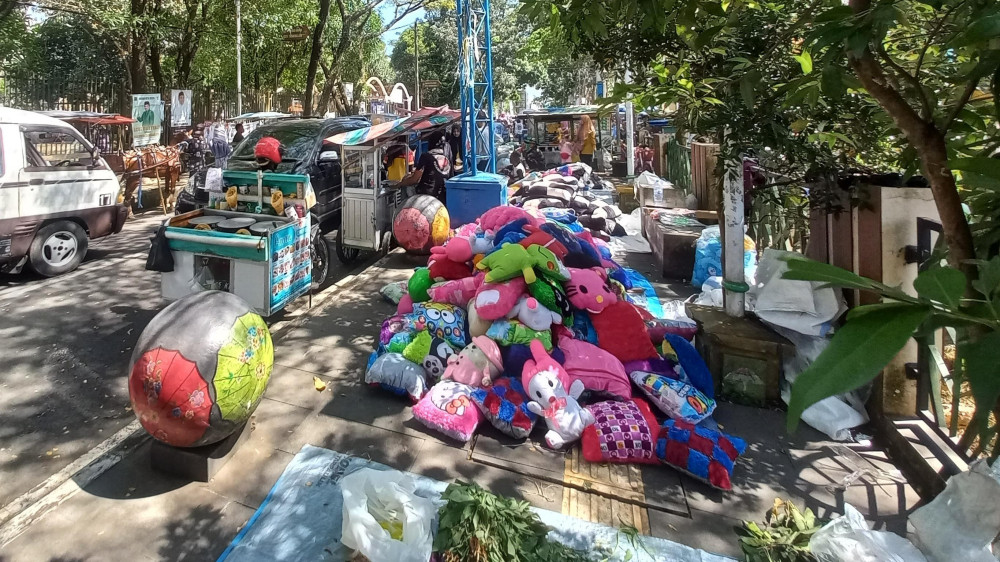 PKL Alun-Alun Dadaha Belum Bertemu Pj Wali Kota Tasikmalaya