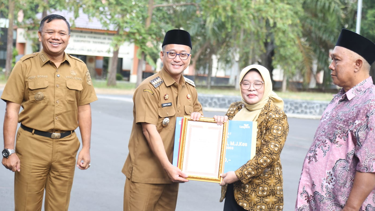 63 ASN Kabupaten Tasikmalaya Purna Tugas, 691 Pegawai Terima Tanda Kehormatan Satyalancana