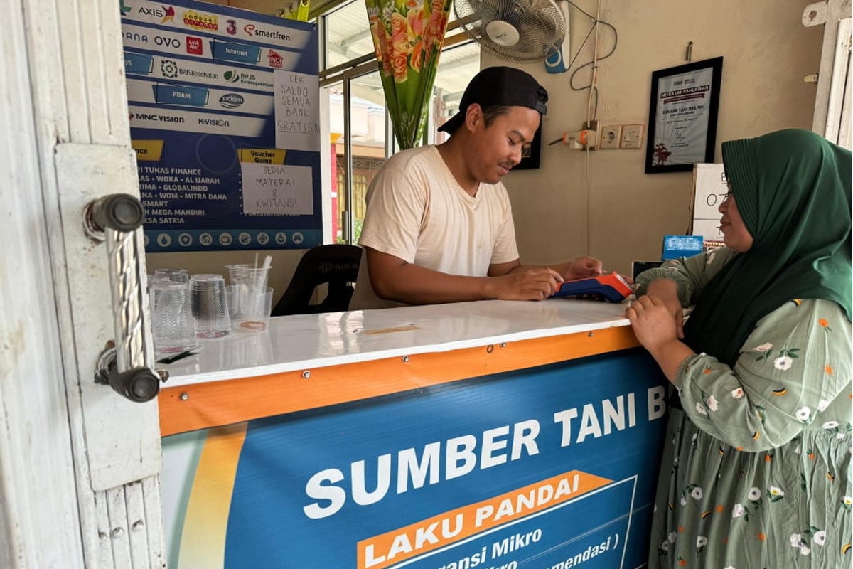 Cerita Sukses AgenBRILink Bantu Salurkan Pinjaman Ultra Mikro ke Petani di Desanya