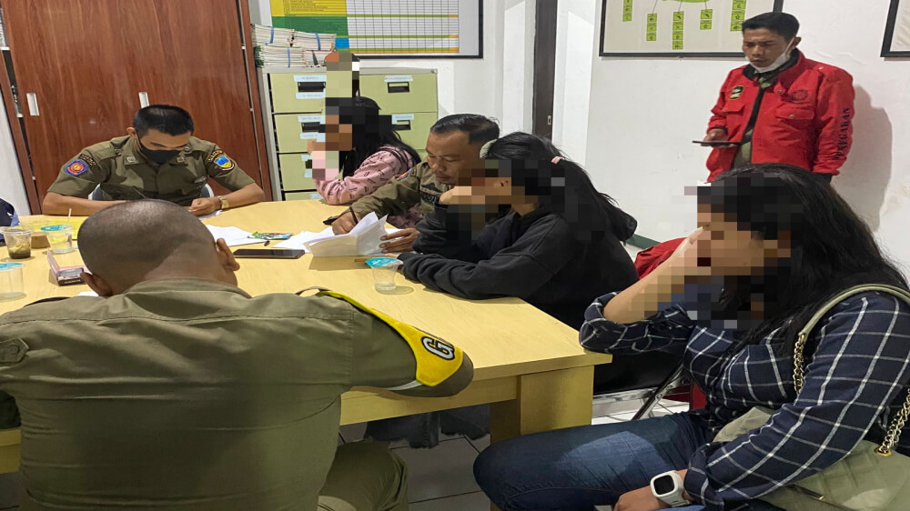 Razia Tempat Hiburan Malam di Kabupaten Garut, Tim Gabungan Amankan 30 Orang 