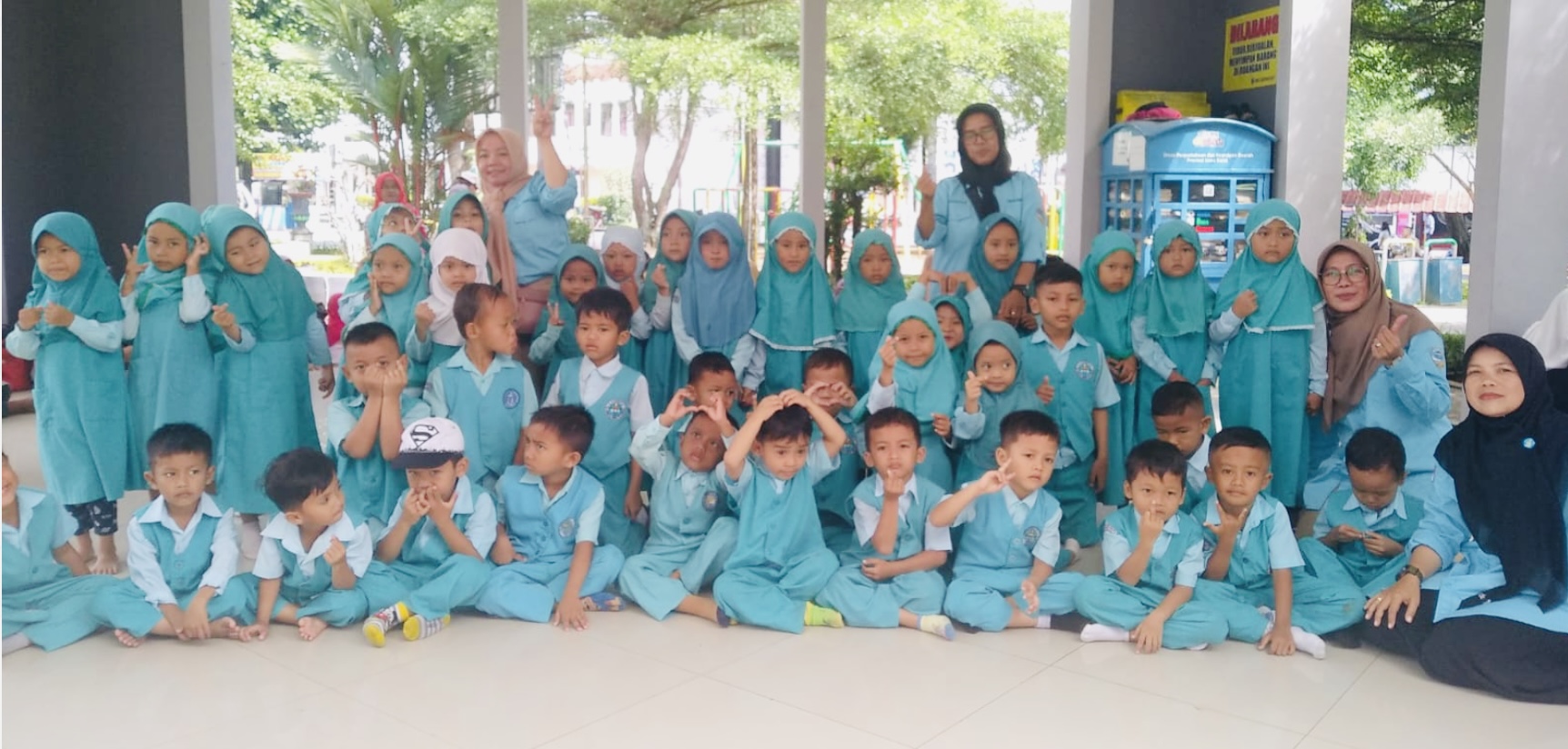 Outing Class TK Fii Mardhotillah, Berkeliling Kota Tasik Belajar Tentang Lingkungan Sekitar