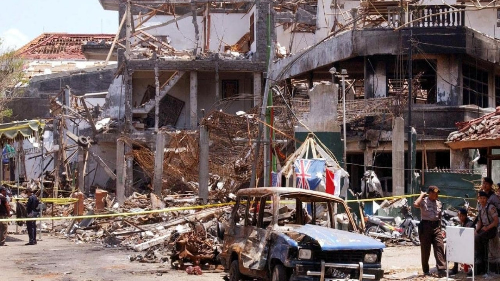 Dari Hari Museum Nasional, HUT Jawa Timur, hingga Tragedi Bom Bali