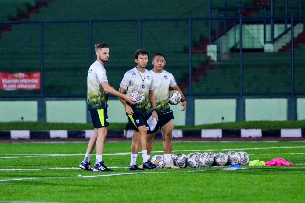 Luis Milla Siapkan Opsi Latihan Malam Hari Selama Ramadan, Menyesuaikan Pemain yang Berpuasa 