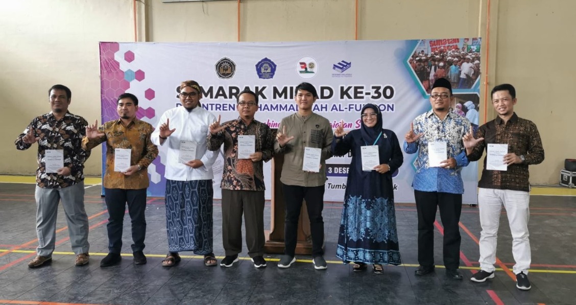 Meriah, Milad ke-30 Pesantren Muhammadiyah Al-Furqon Singaparna Diisi Launching Buku dari Alumni