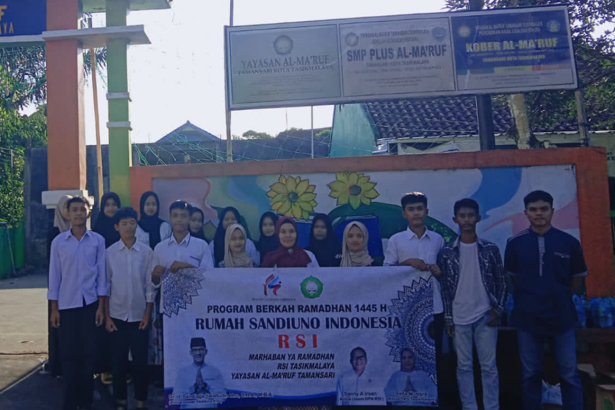 Bulan Ramadhan Rumah Sandiuno Indonesia Bagikan Takjil Gratis, Jompo dan Anak Yatim Jatahnya Ini  