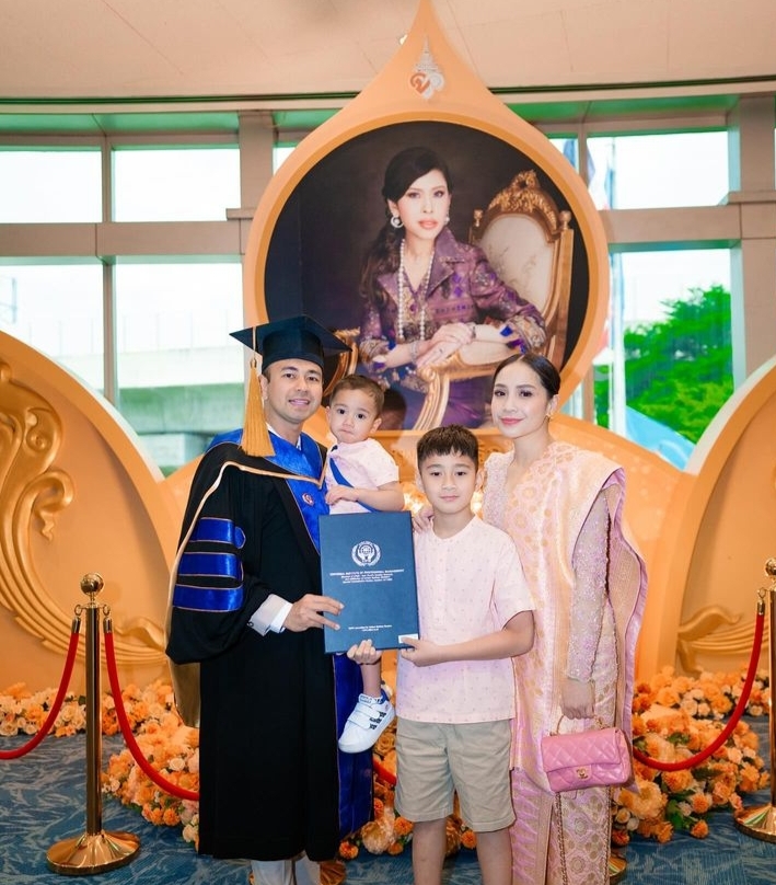 Selamat! Raffi Ahmad Raih Gelar Kehormatan Doctor Honoris Causa (Dr. HC) oleh UIPM Thailand