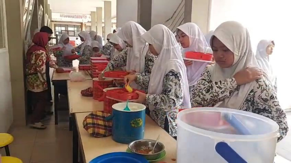 MBG Disorot, SMP Al-Muttaqin Tasikmalaya Pertahankan Sistem Makan Siang Mandiri