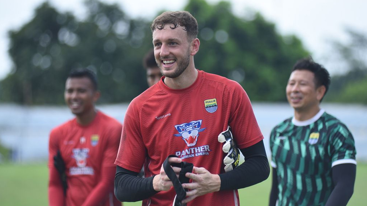Terungkap Awal Mula Kiper Terbaik Liga Wales Gabung Persib Bandung, Dua Kiper Liga Inggris Jadi Inspirasi