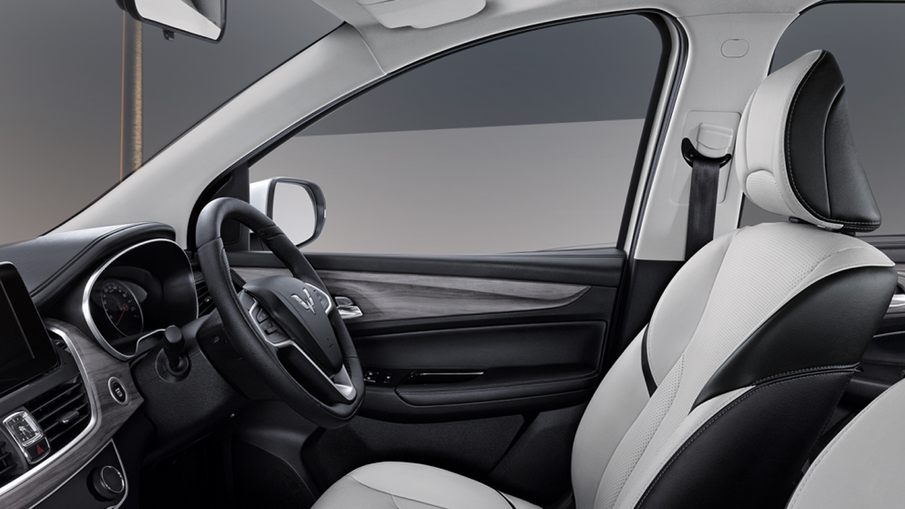 5 Cara Mengatasi Kaca Mobil Berembun Saat Perjalanan