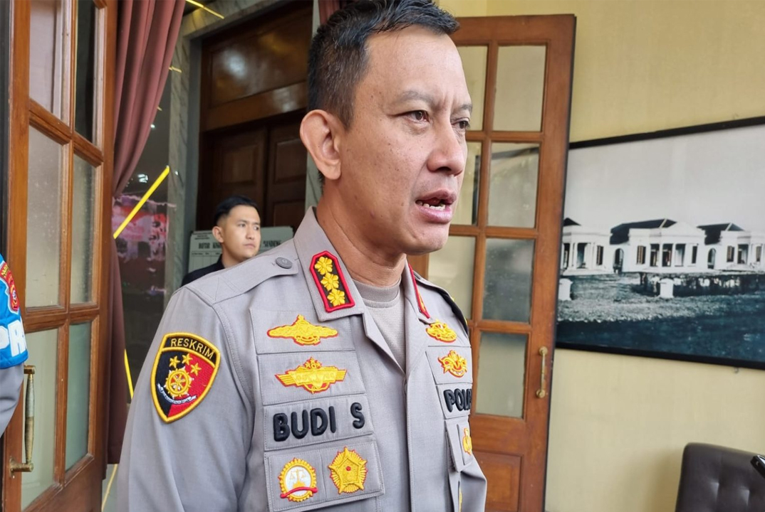 Polisi Gerebek Markas Judi Online yang Disamarkan Toko Kain, Telah Beroperasi 2 Tahun, Ini Lokasinya