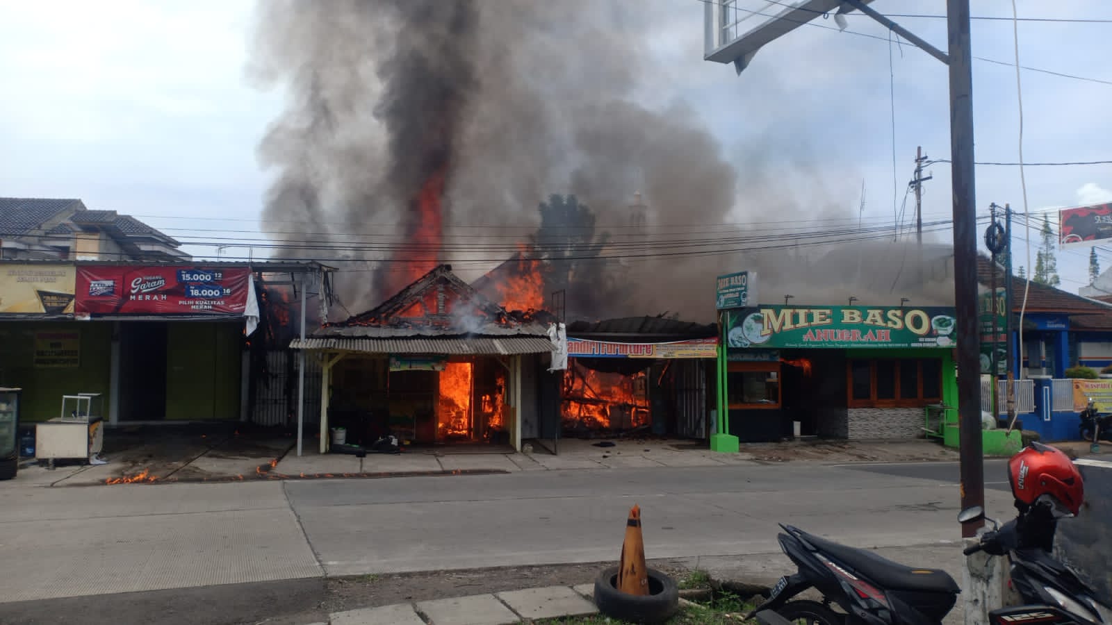Penyebab Kebakaran 5 Bangunan di Singaparna Tasikmalaya Diungkap Polres Tasikmalaya, Termasuk Sumber Api