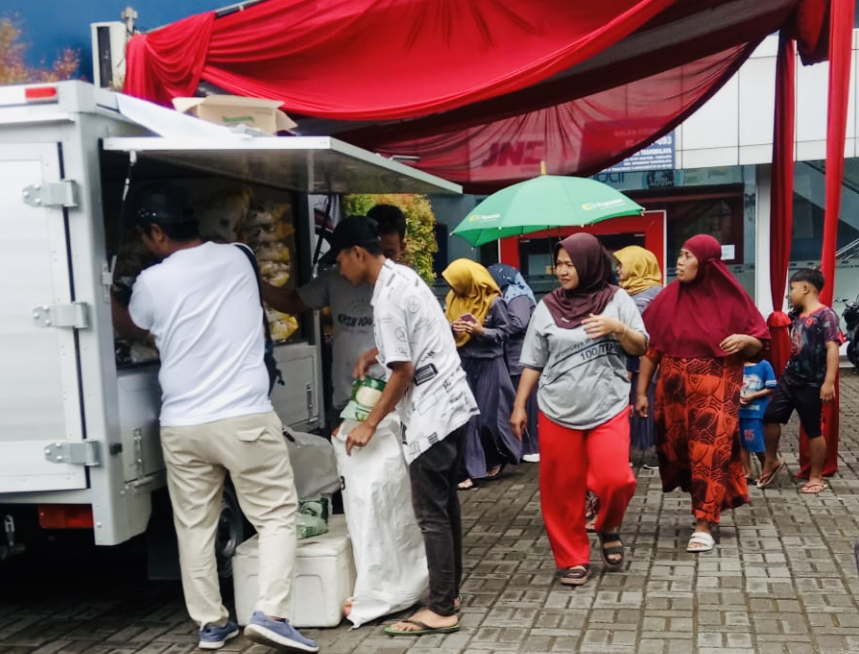 Sembako Murah di Operasi Pasar Murah di Graha Pena Radar Tasikmalaya, Berikut Daftar Harganya