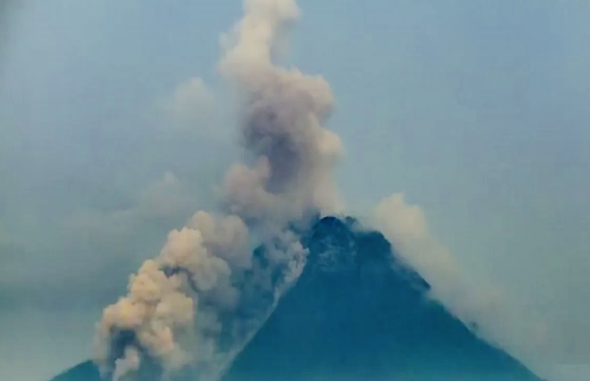 Ada Bahaya yang Mengintai di Sekitar Gunung Merapi, Warga Diminta Tetap Waspada