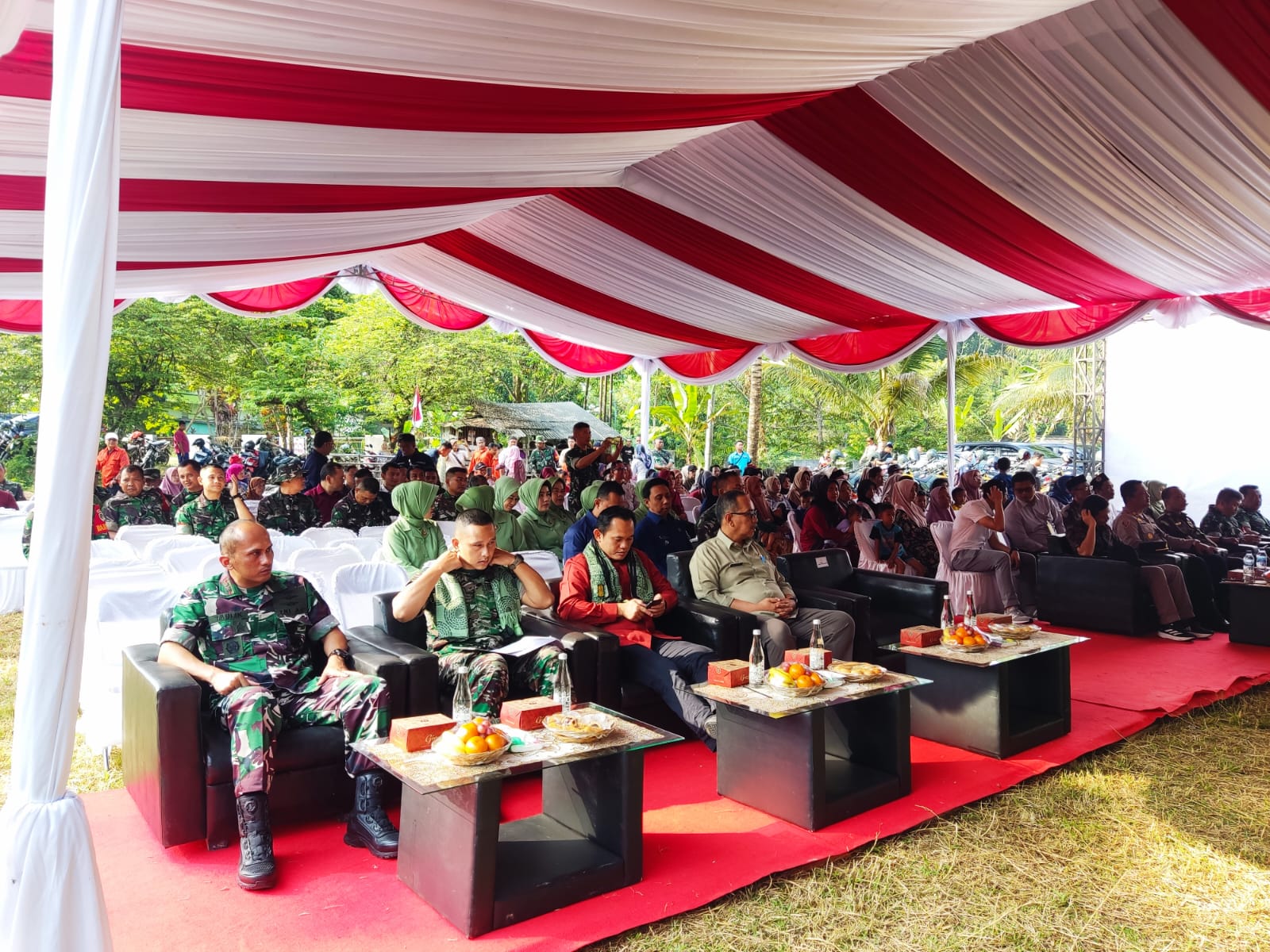 Tentara Kodam III Siliwangi Manunggal Bersama Rakyat Kota Tasikmalaya, Membangun 32 MCK di BSMSS 2024
