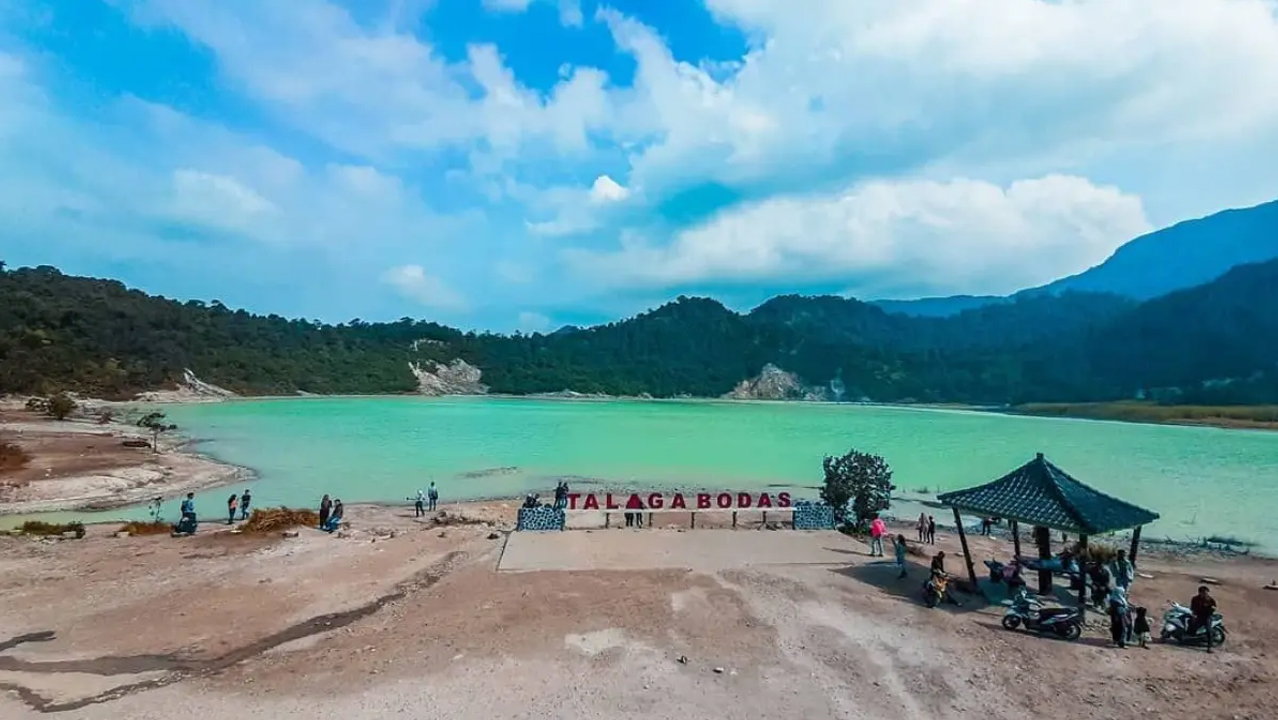 6 Destinasi Wisata Hits di Garut: Dari Hutan Pinus Hingga Pantai