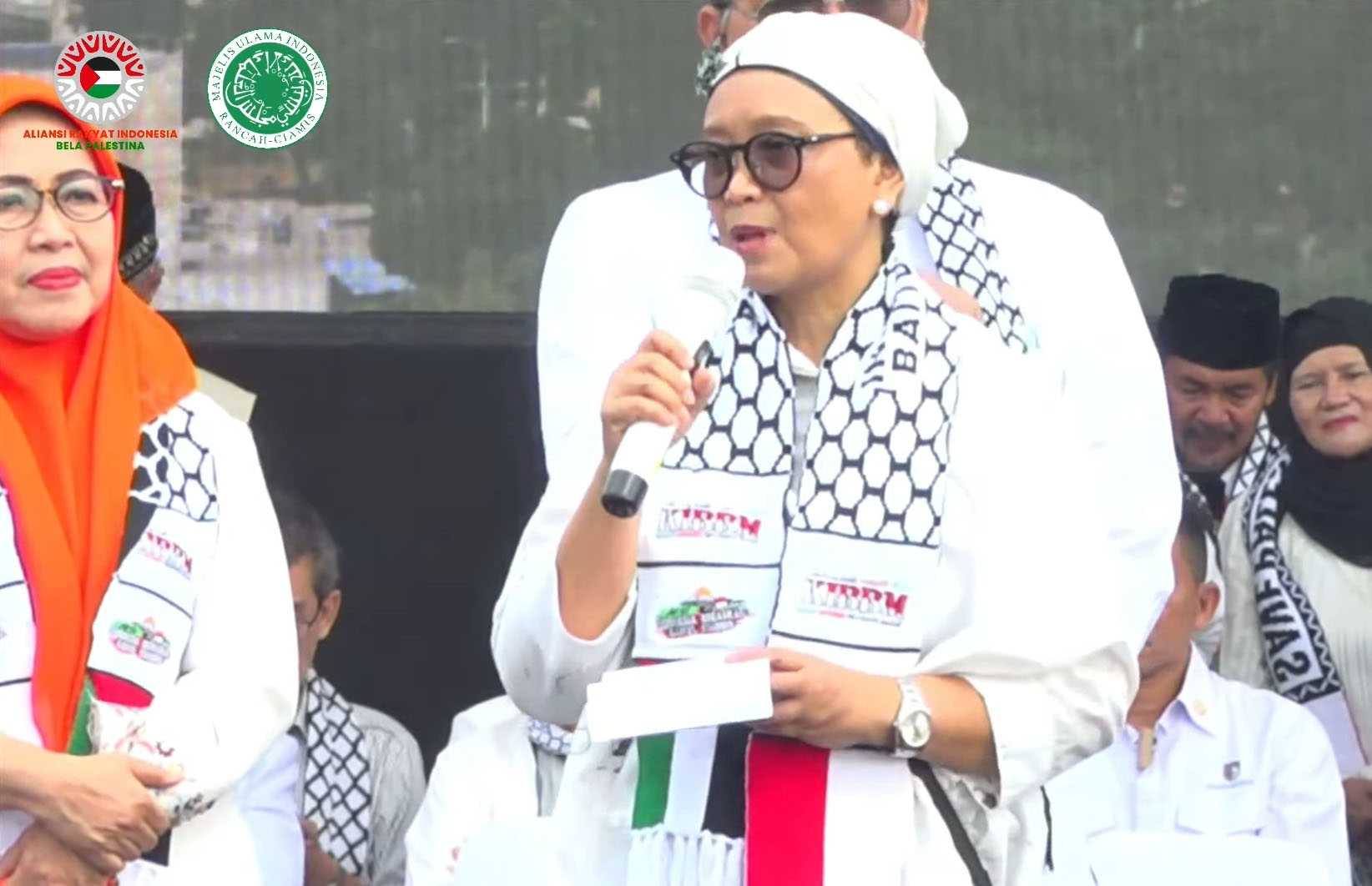 Puisi Retno Marsudi Mendapat Perhatian Massa Aliansi Rakyat Indonesia Bela Palestina