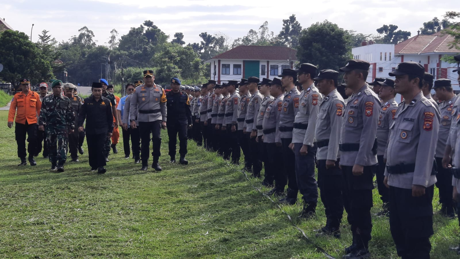 Polres Tasikmalaya Siapkan 14 Pospam, 1 Pos Terpadu, dan 700 Personel untuk Pengamanan Natal dan Tahun Baru 