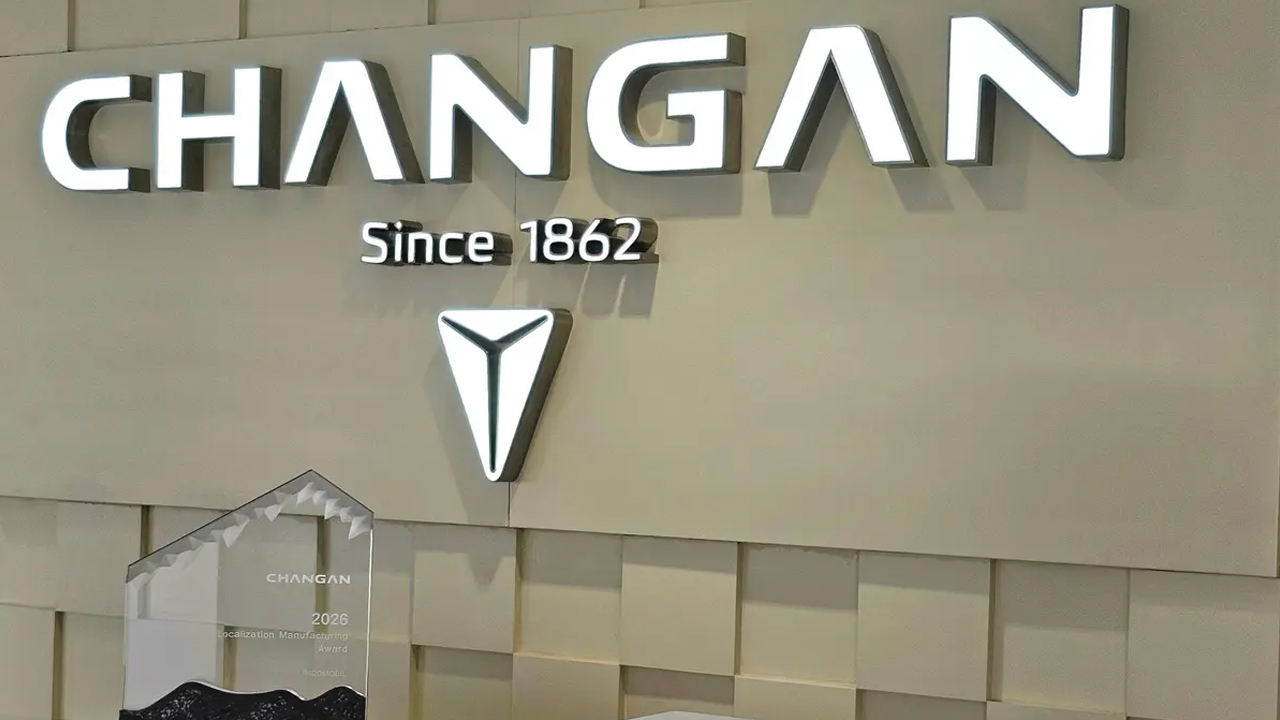 Hebat! Indomobil Raih Localization Manufacturing Award di Forum Global Changan 2026