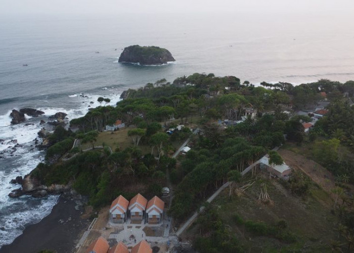 Fasilitas Penginapan di Pantai Karang Tawulan Tasikmalaya, Berkonsep Vila dengan Pemandangan yang Indah