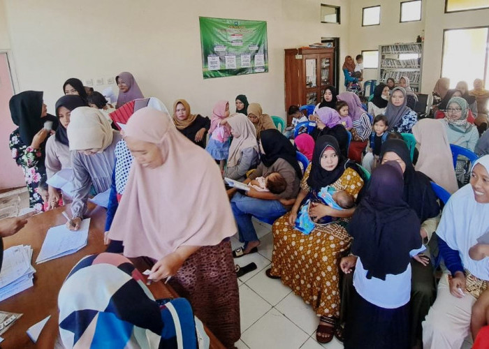 Ikatan Istri Karyawan Bank Syariah Indonesia Aksi Sosial Cegah Stunting di Gunung Tandala