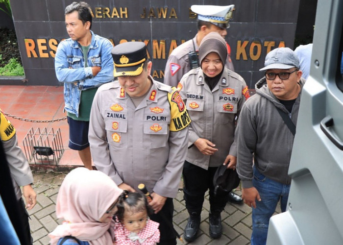 Kapolres Tasikmalaya Kota Lepas Peserta Mudik Gratis Lebaran Tahun 2023 ke Yogyakarta dan Solo