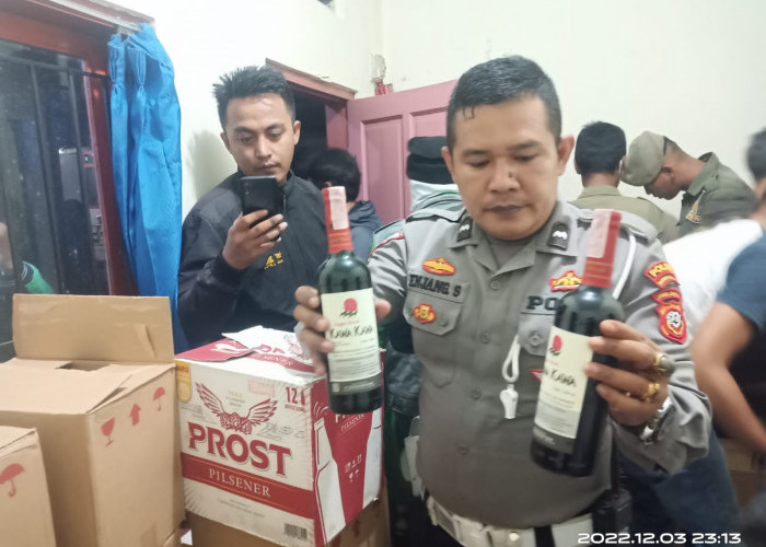 Waduh Kamar Kosan Dijadikan Gudang Miras di Indihiang, 973 Botol Minuman Beralkohol Disita