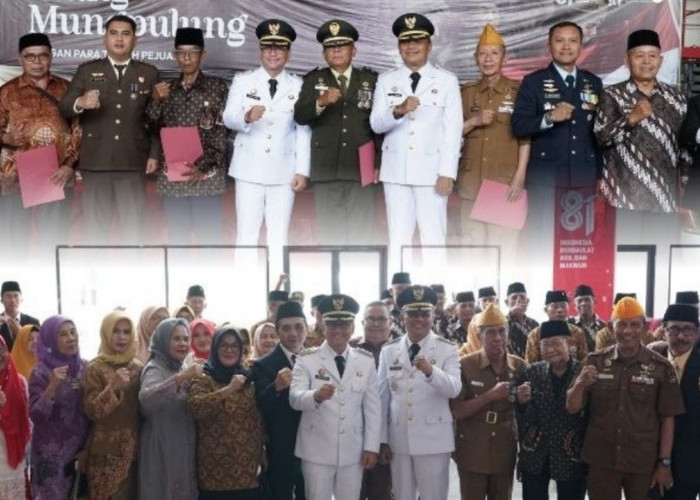 Bupati Tasikmalaya Serahkan Penghargaan kepada Para Pejuang di Momentum HUT ke-81 RI