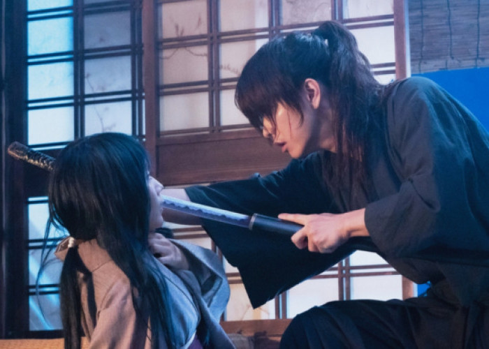 Perjalanan Tomoe Yukishiro di Rurouni Kenshin, dari Dendam Menjadi Cinta Pertama Battousai si Pembantai