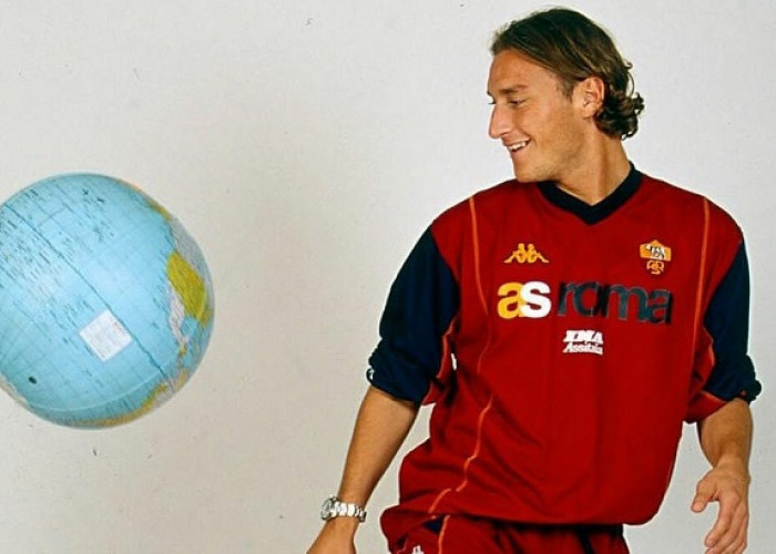 Francesco Totti Kirim Sinyal Ingin Kembali ke Olimpico: Siapa yang Tidak Ingin Bekerja untuk AS Roma?