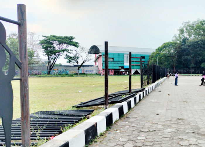 Sudah Lebih dari Seminggu Pagar di Dadaha Masih Roboh, Pemkot Cuek