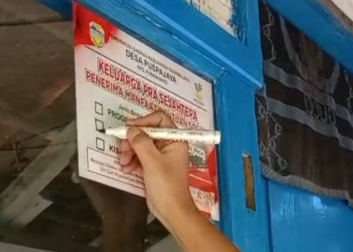 Desa di Tasikmalaya Pasangi Stiker Pra Sejahtera Penerima Bansos, Pemdes Klaim untuk Transparansi
