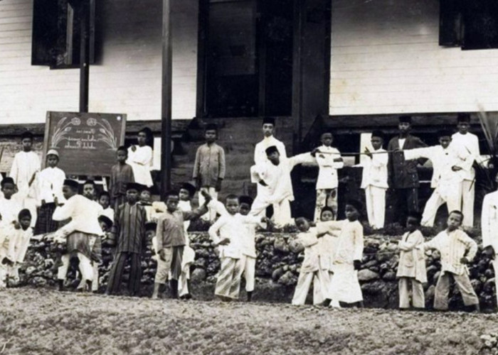 Begini Suasana Menjelang Ramadhan di Masa Hindia Belanda, Mulai dari Kemeriahan Sampai Perjalanan Menegangkan