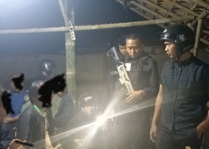 Polisi Gerebek Arena Adu Muncang di Tasikmalaya saat Patroli Jelang Sahur