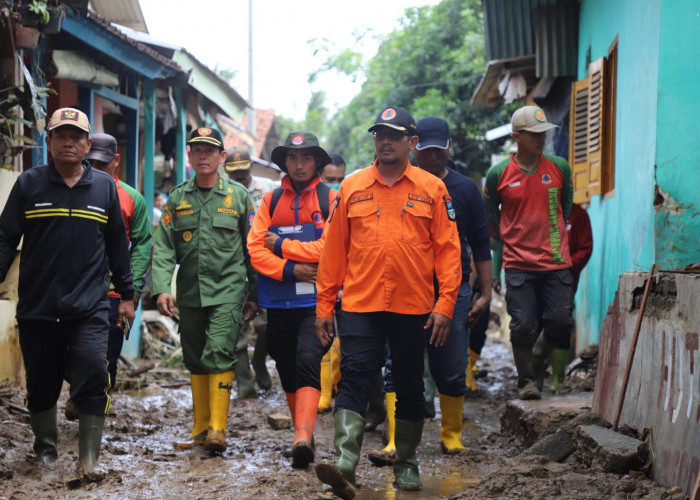 1.600 Rumah Terdampak Banjir di Pameungpeuk Garut, Pemkab Tingkatkan Status Darurat selama 7 Hari