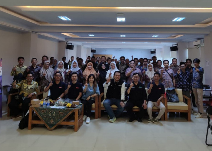 Guru TIK di Kota Tasikmalaya Wajib Melek AI, Siap Hadapi Transformasi Pendidikan Digital