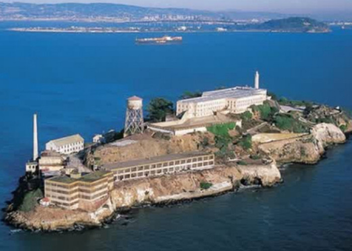 Penjara Alcatraz Dibuka Hari ini di Masa Lalu