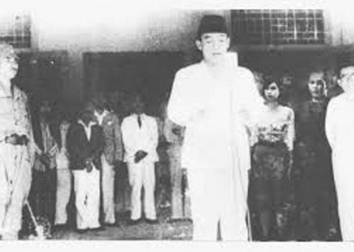 HUT RI ke-78: Mengenang Soekarno-Hatta Pasrah Diculik ke Rengasdengklok, Besoknya Indonesia Merdeka