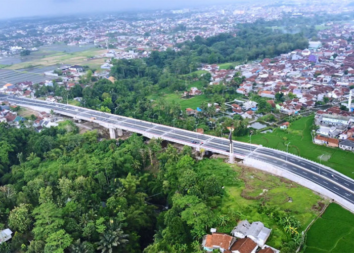 KEREN! Jembatan Terpanjang di Tasik Jadi Destinasi Baru Bagi Warga