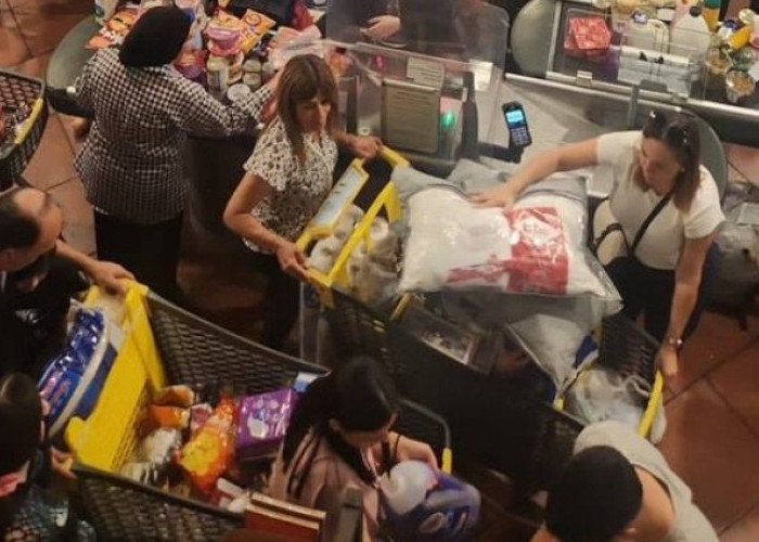Warga Israel Panik dan Timbun Bahan Makanan Setelah Perang dengan Pejuang Hamas, Supermarket Batasi Pembelian